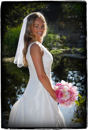 Gorgeous California bride with long natural golden brown blonde hair with