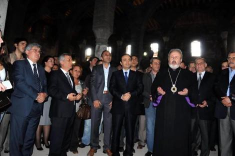 I am indebted to Armenians, Diyarbakir Mayor Says