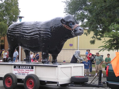 Big Bull on Wheels