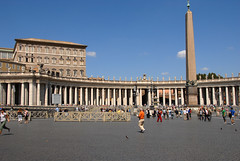 聖彼得廣場(Piazza S. Pietro)