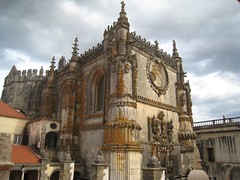 Convento de Cristo, Manueline architecture dates to the gothic era.