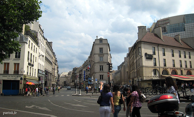 Rue du faubourg Saint Antoine et rue de Charenton