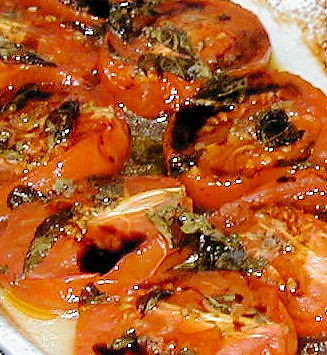 Roasted tomatoes with basil