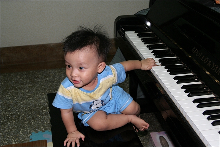 彥彈鋼琴12
