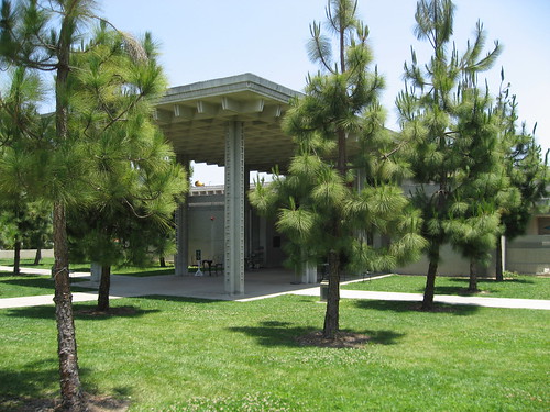 Barnsdall Art Park - Los Angeles Municipal Art Gallery