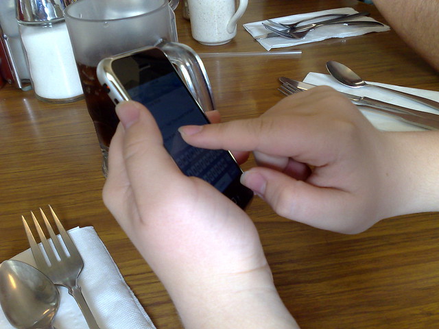 iPhoning at mealtime