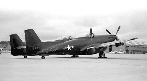 Warbird picture - F-82