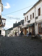 2010-5-albania-064-gjirokaster-streetview