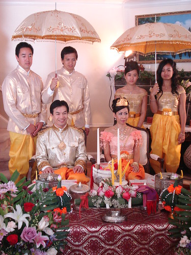 cambodian/chinese wedding by alternateash.