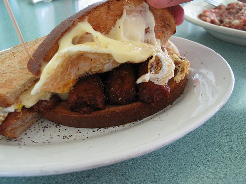 Olympia Fried Egg Sammich, w/sausage