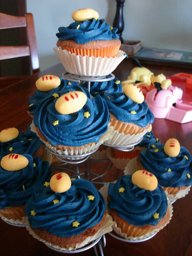 West Coast Eagle Cupcakes by faeriewings1.
