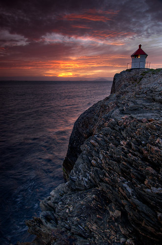 Stavenes Lighthouse Late Sunset