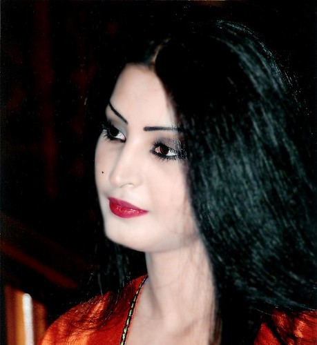 Actress Reem Abdullah face close-up photo
