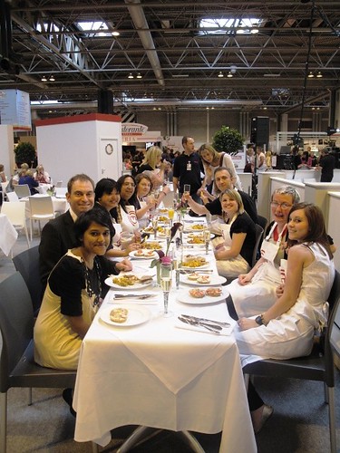 The Miele Team and the Bloggers