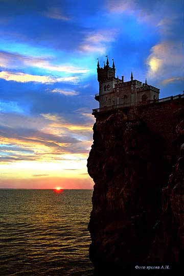 1337496453 f5aab3bba5 o Amazing Crimean Castles