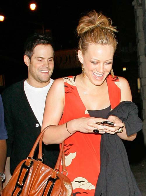 hilary-duff-mike-comrie-ny-02