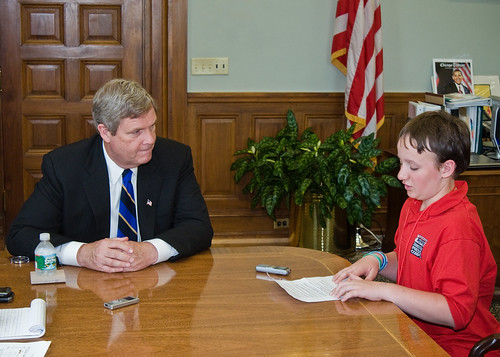 Agriculture Secretary Tom Vilsack (left) granted Jonas Hosmer (right) a reporter with the Scholastic Kids Press Corps an interview on Wednesday, May 19, 2010