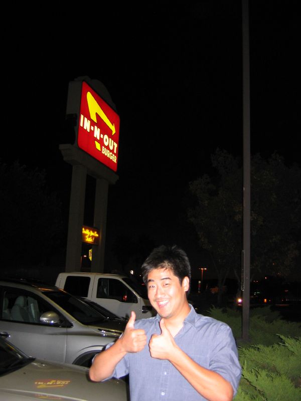 In-N-Out Burgers Get the Two Thumbs Up