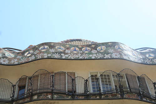 casa batllo mosaic. Rooftop Mosaic Casa Batllo