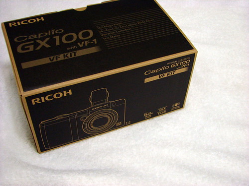 Ricoh GX100 外盒