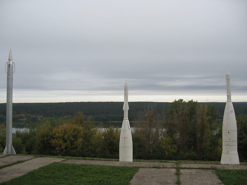 Rakety u Muzeya Kosmonavtiki, Kaluga ©  Grigory Gusev