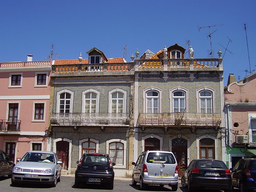 Two houses in Setubal