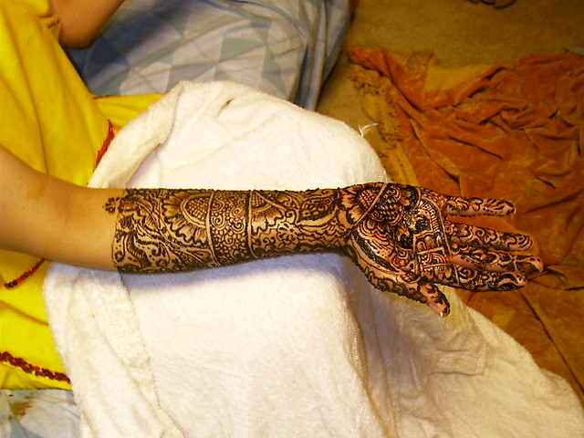 Hinas arabicstyle bridal Hand by jumanazb