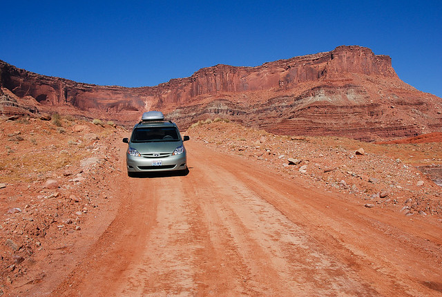 utah moab potash sjc142 sanjuancountyroad142 shafertrail road dirtroad desert landscape car van minivan toyota sienna ut2008oct 900