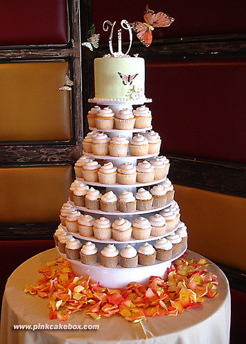 wedding cupcake stand