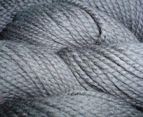 Cascade 128 charcoal grey yarn