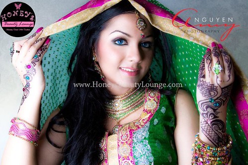 pakistani makeup tutorial. 2010 PAKISTANI BRIDE MAKEUP pakistani makeup video. Makeup Artist Hafsa