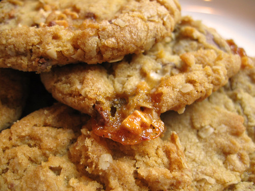 Cinnamon Snickers Cookies
