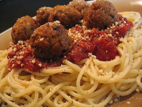 Spaghetti & Meetballs in Chunky Marinara