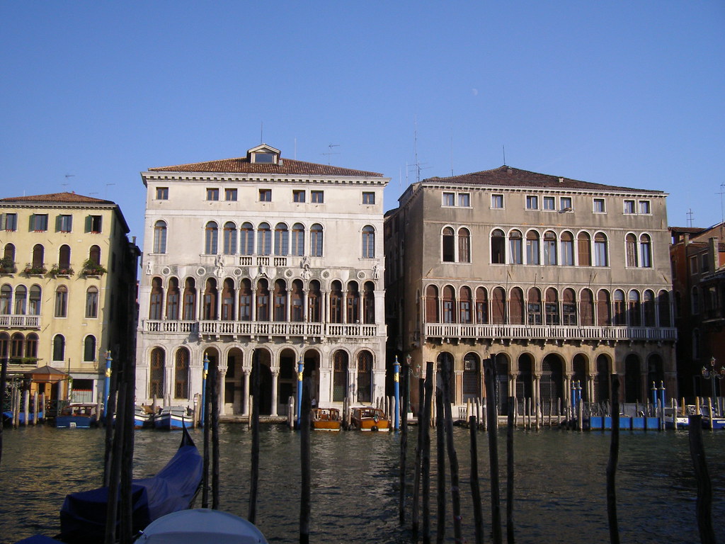 Palazzo Loredan (left) and Palazzo Farsetti (right), early thirteenth century, Grand Canal, Venice