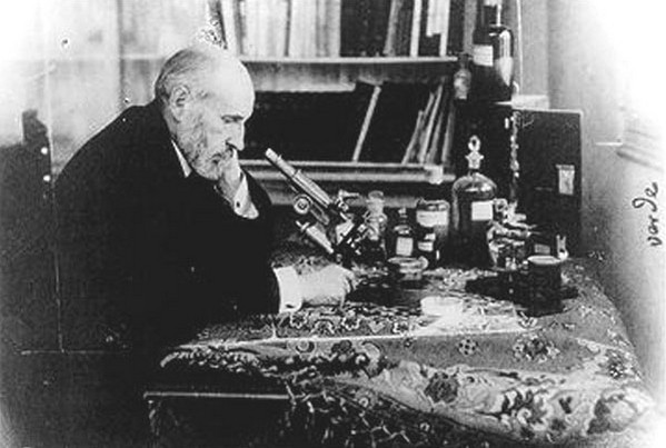 Santiago Ramon y Cajal at Work