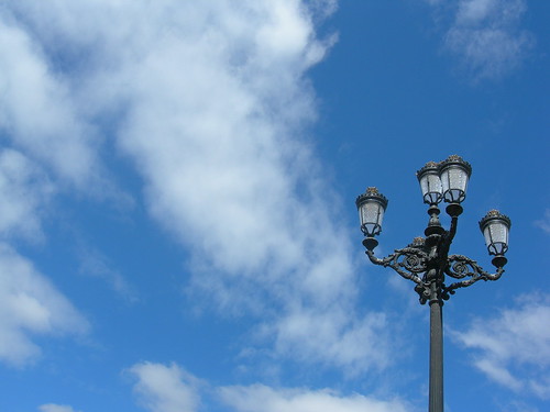 Los Cielos Azules de la Plaza Mayor