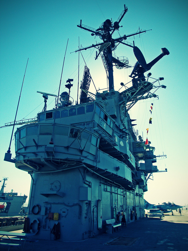 Photowalking w/Thomas Hawk: USS Hornet - The Tower