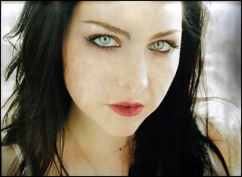 amy lee eyes. Amy Lee Evanescence