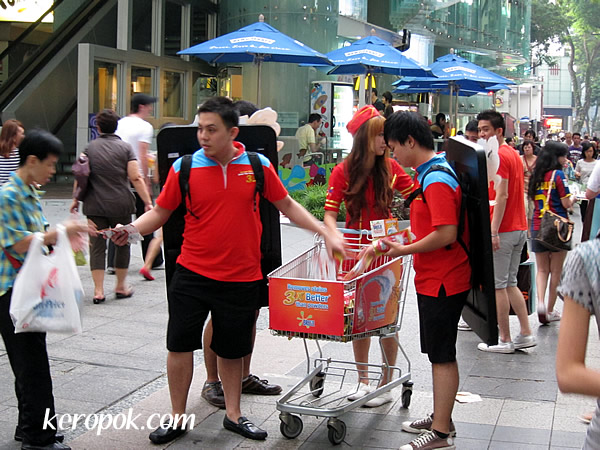 Free Detergent on Orchard Road