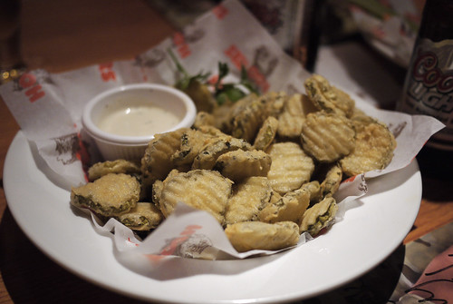 Hooters fried pickles