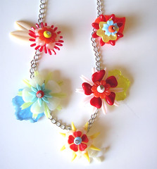 Vintage Flowers Necklace