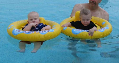 Twins in Pool Day3