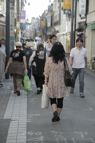 Mum walking through the streets of Kamakura