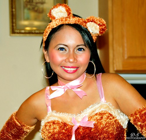 Halloween 2010, A flirty teddy bear