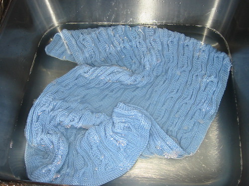 Soaking Cable Blanket