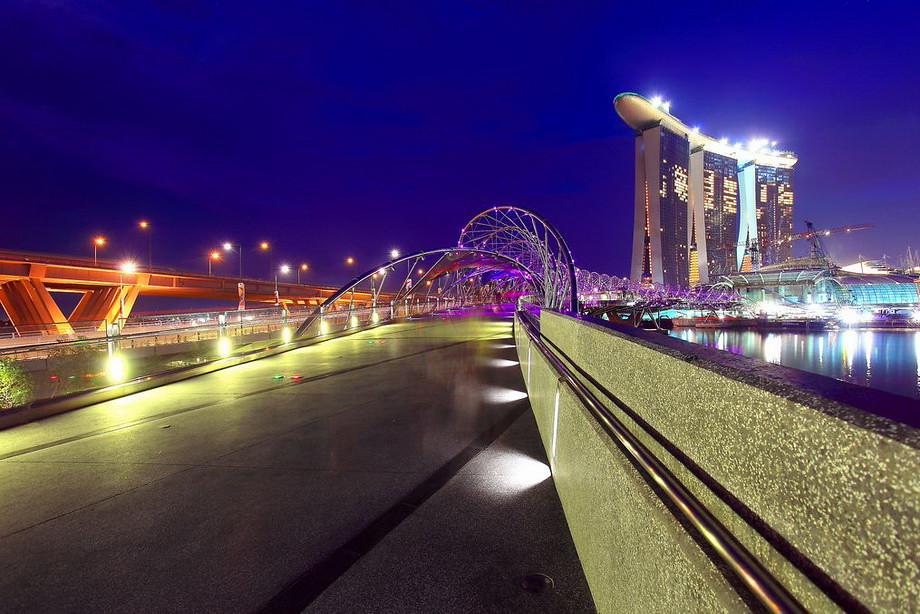 Новое чудо света в Сингапуре!