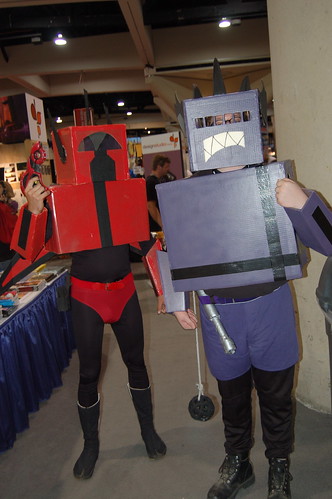 Comic Con 2007: Box Robots