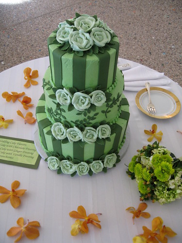 White And Green Wedding Cakes
