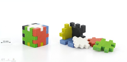 CreativeTools.se - PackshotCreator - 3D printed puzzle