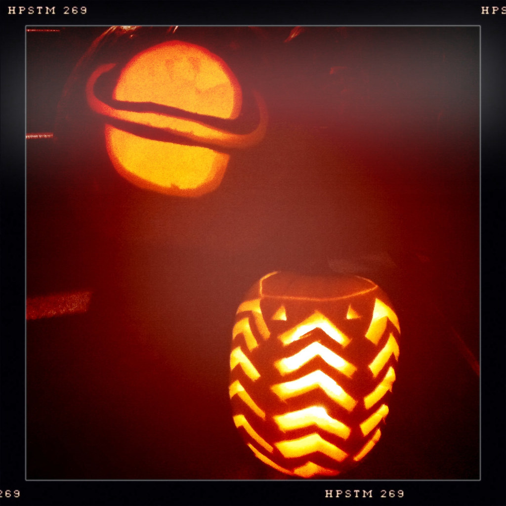 pumpkin - pattern and saturn (/hamburger)